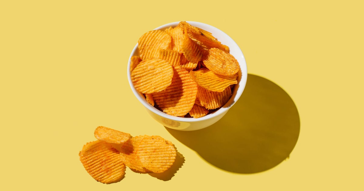 Dietitians Reveal Tips To Find Healthy Snacks